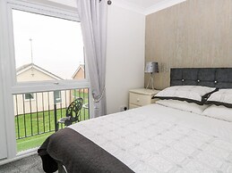 91 Waterside Park