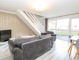 91 Waterside Park