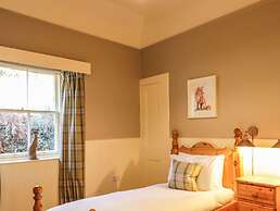 Ferry Cottage - Balmacara