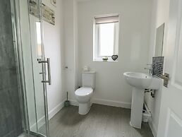 4 Parc Delfryn