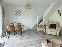 4 Parc Delfryn