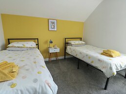 4 Parc Delfryn