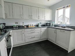 4 Parc Delfryn