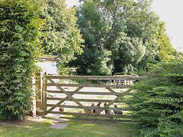 Foxholes Barn