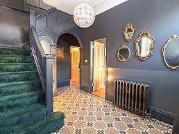 Livingstone House