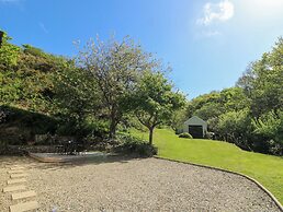 Glyn Yr Efail