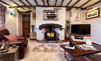 Tipsy Gin Cottage