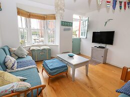 2 Linden Terrace