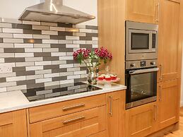 Macaw Cottages No 4A