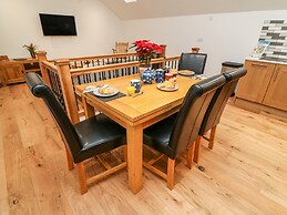 Macaw Cottages No 4A