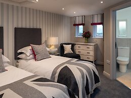 Oakdene Country House