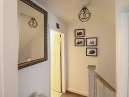 3 Barlwyd Terrace