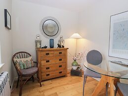 Corner Cottage