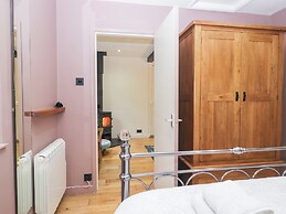 Corner Cottage