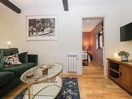 Corner Cottage