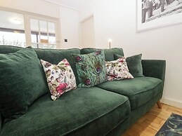 Corner Cottage