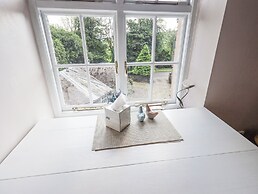 The Mounting Steps
