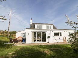 Min-y-rhos