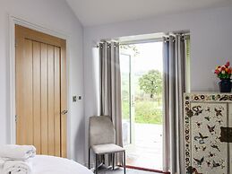 The Cosy Cowshed