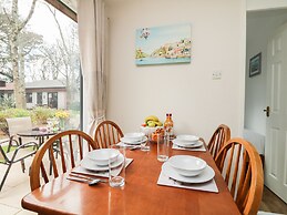 Miles Retreat