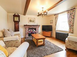 Mill Farm - The Farmhouse