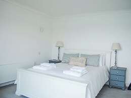 32 The Salcombe