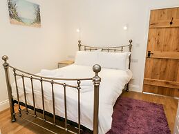 Shipswheel Cottage at Broadings Farm