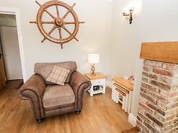 Shipswheel Cottage at Broadings Farm
