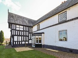 Top Farm House