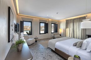 Aeonic Suites and Spa