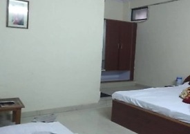 Goroomgo Yatri Niwas Prayagraj