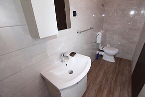 Holiday House Cuvi
