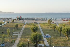Li Mango Tigaki