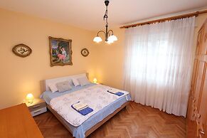 Apartment Oto