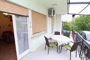 Apartment Oto