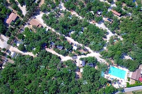 Domaine des Chênes Blancs - Camping