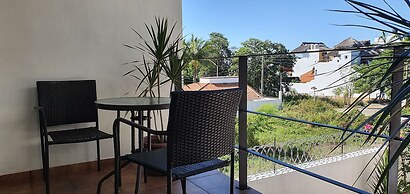 Carri Surf Studio