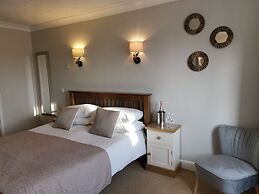 River Haven Hotel