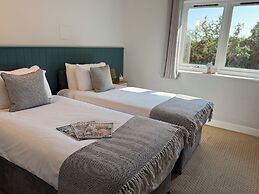 River Haven Hotel