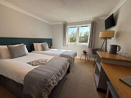 River Haven Hotel