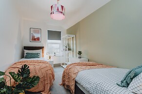 Entire House with Parking in Rugby