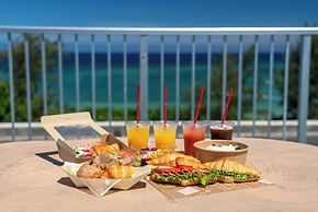 Odysis Onna Resort Hotel