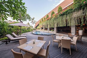 Kayumas Seminyak Resort