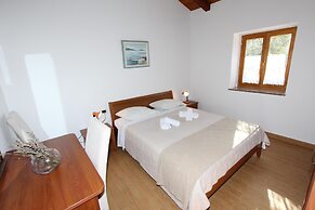 Holiday House San Pruti
