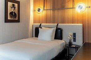 MUZE Hotel Düsseldorf - Handwritten Collection