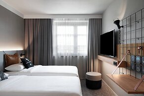 Moxy Cologne-Bonn Airport
