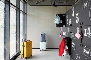 Moxy Cologne-Bonn Airport