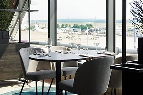 Moxy Cologne-Bonn Airport