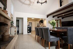 Stone Villa Olea
