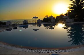 Apartments Maria With Pool - Agios Gordios Beach